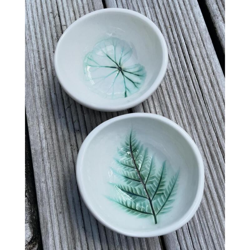 Michelle Bow Ceramics Leaf Ring Dish image number 4